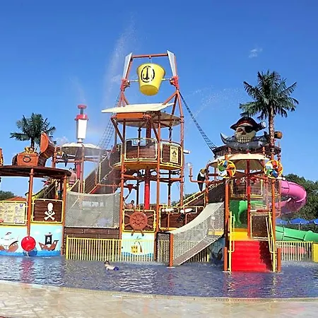 Duni Pelican Hotel 4*