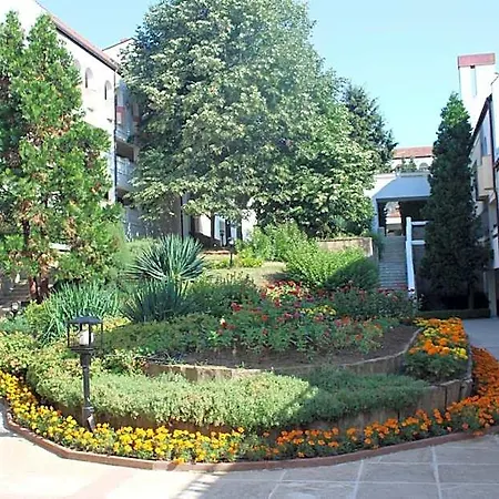 Hotel Duni Pelican 4*