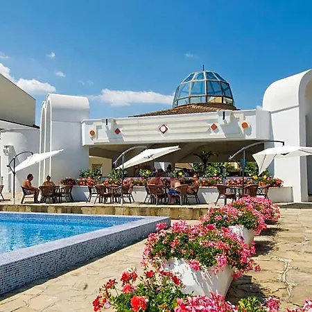 Duni Pelican Hotel 4*