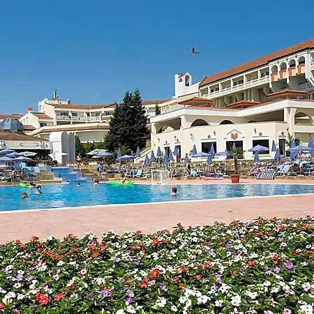 Duni Pelican Hotel 4*