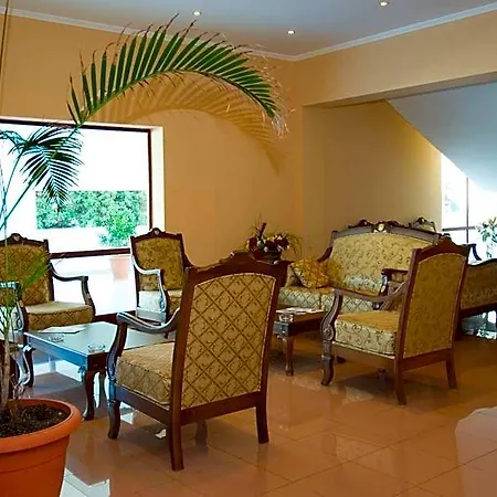 Duni Pelican Hotel 4*