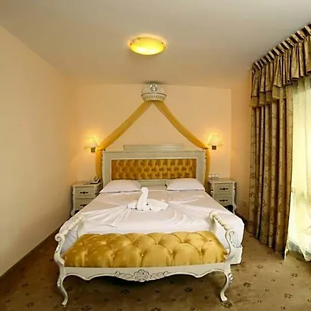 Duni Pelican 4*